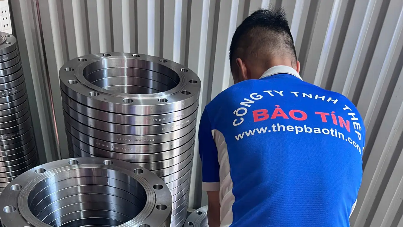 Mặt bích thép rỗng tại Thép Bảo Tín