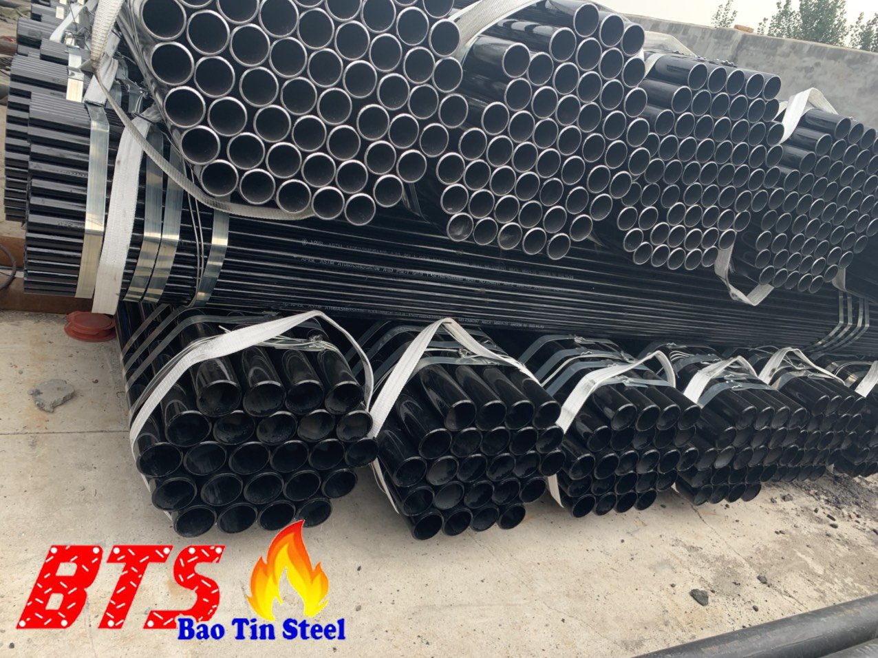 ống thép đúc mạ kẽm DN300 SCH40