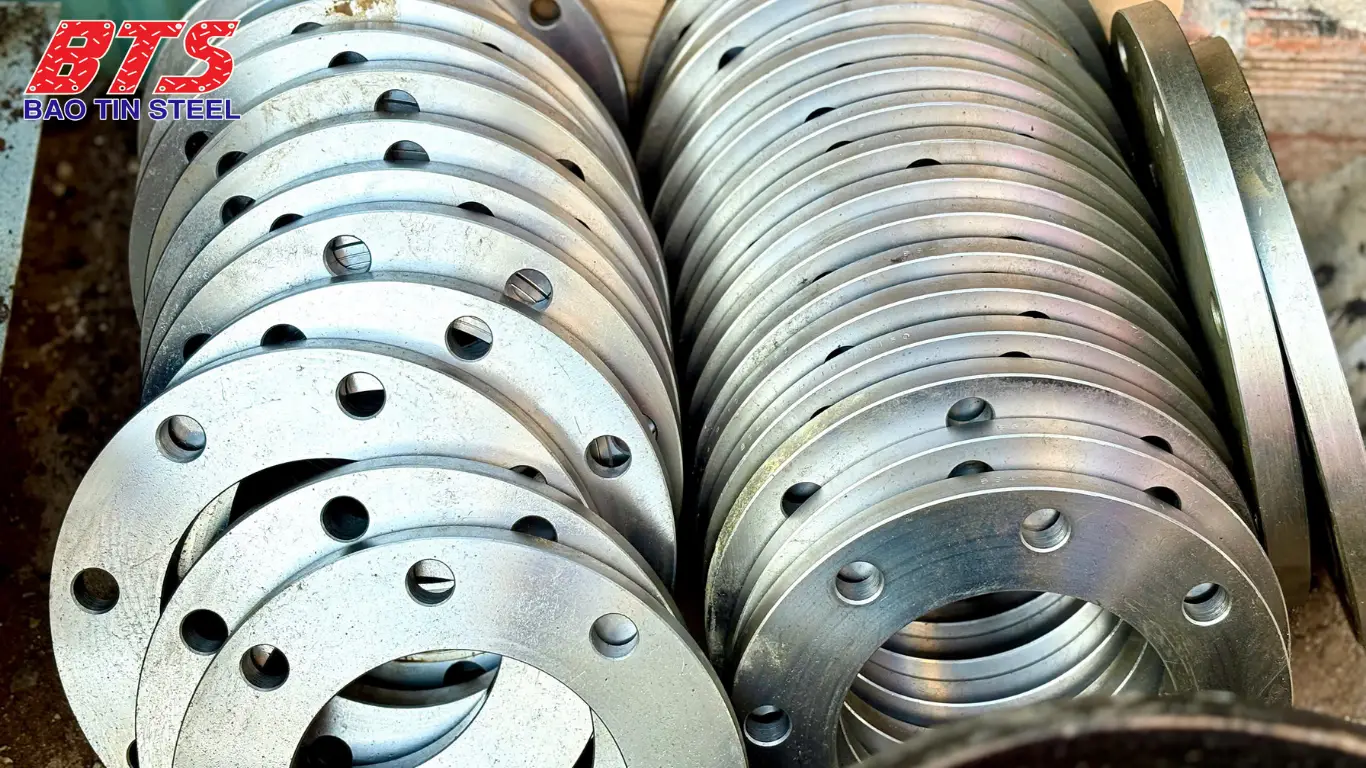 Mặt bích thép mạ kẽm